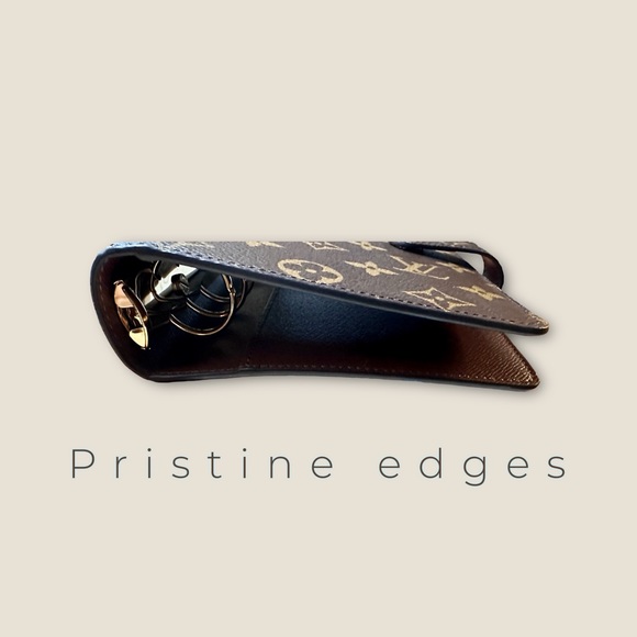 BNIB Louis Vuitton Medium Monogram 6-Ring Agenda Cover & Cloth & Paper bundle - Picture 2 of 12